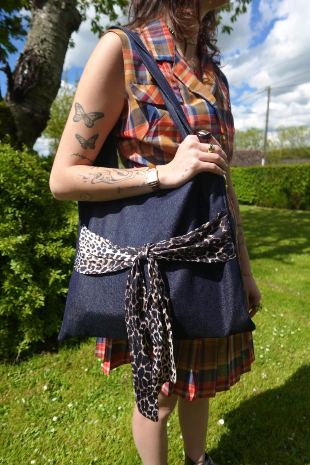 JAUNE PARFOIS BLEU x ZOELEVENN leopard bow bag