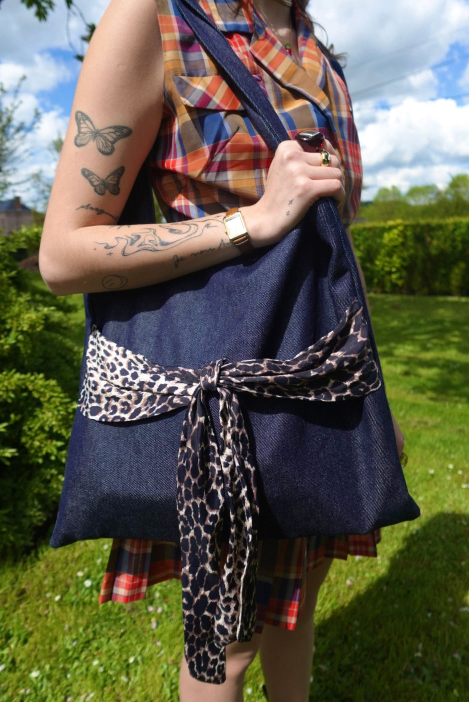 JAUNE PARFOIS BLEU x ZOELEVENN leopard bow bag