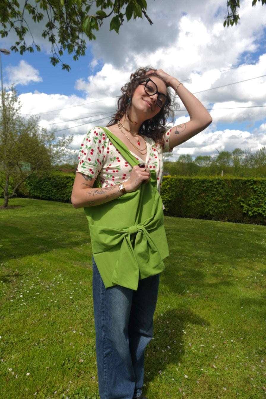 Green bow bag JAUNE PARFOIS BLEU x ZOELEVENN