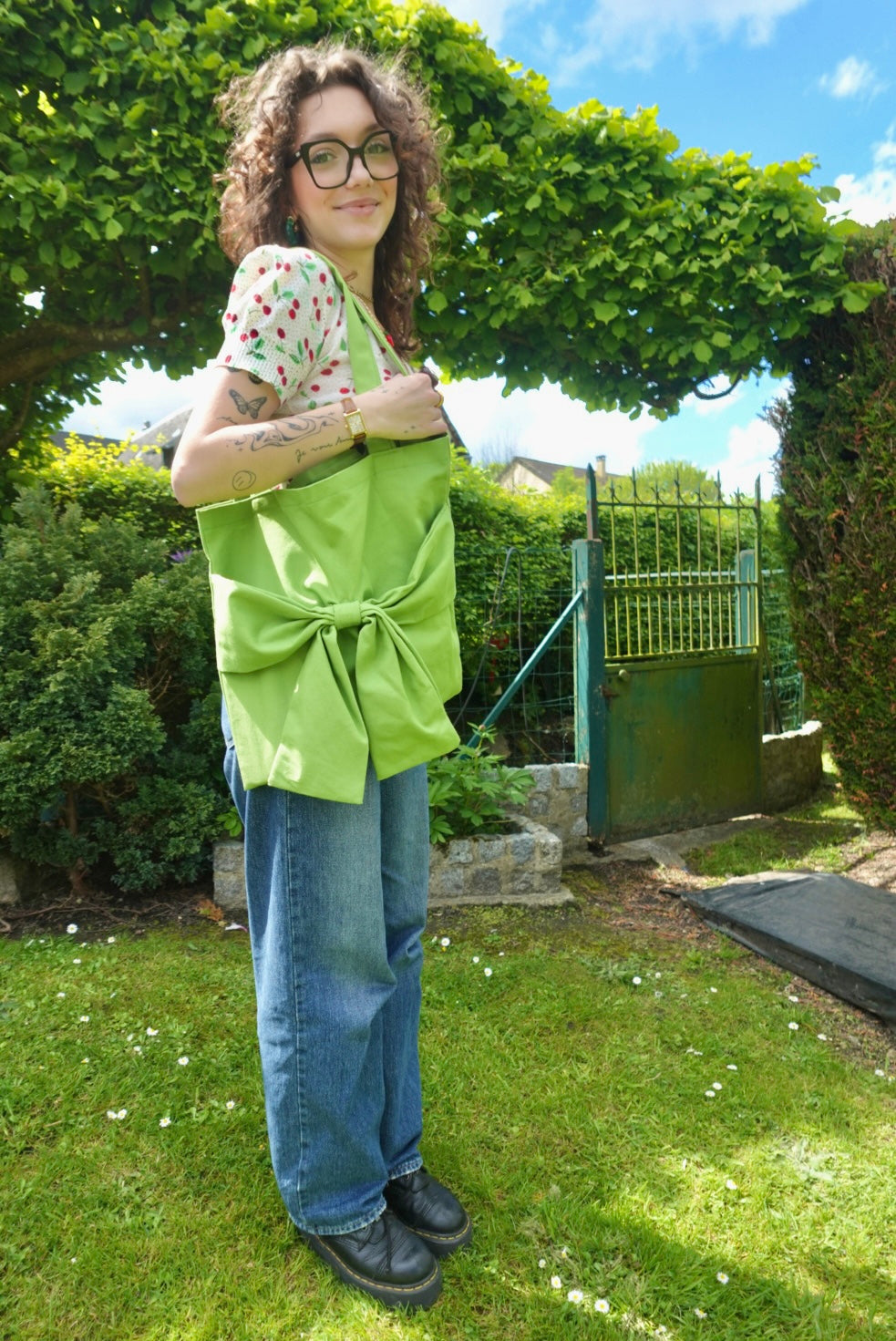 Green bow bag JAUNE PARFOIS BLEU x ZOELEVENN